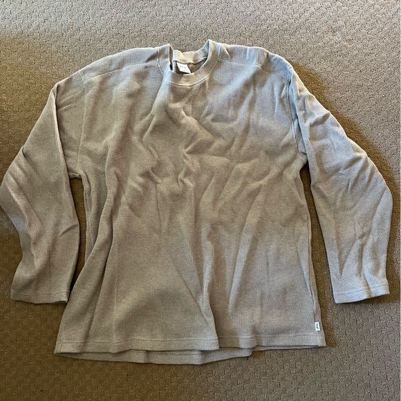 Aritzia Vermont Longsleeve - Picture 1 of 1